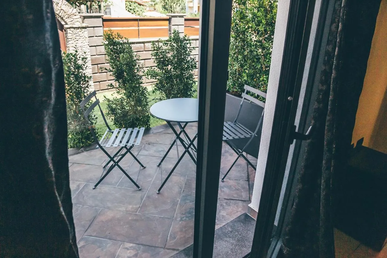 Bed and Breakfast Eksotika Oliveri Bed & Breakfast