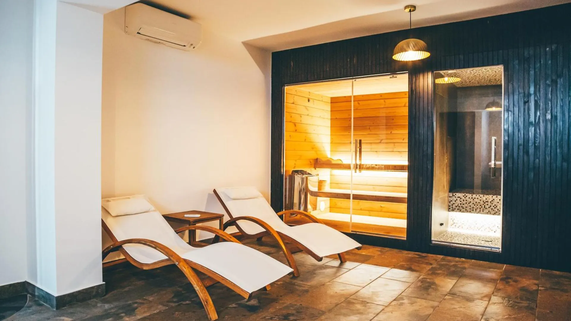 Eksotika Bed & Breakfast Oliveri